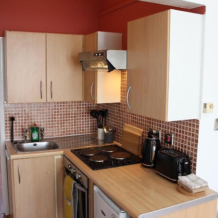 דירות לידס Flat 5, Westhill מראה חיצוני תמונה
